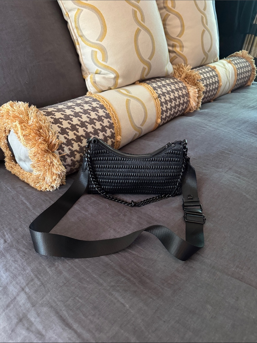 Black Woven Crossbody Bag – Aldo
